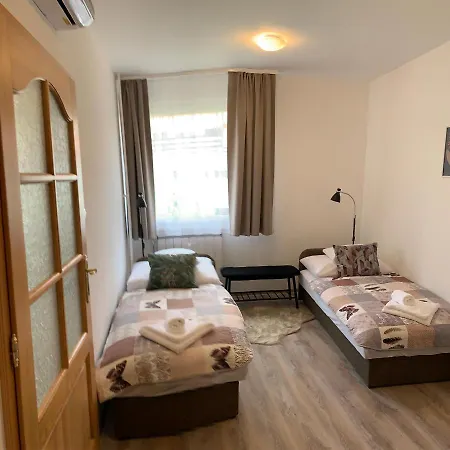 N-apartman * Mosonmagyaróvár